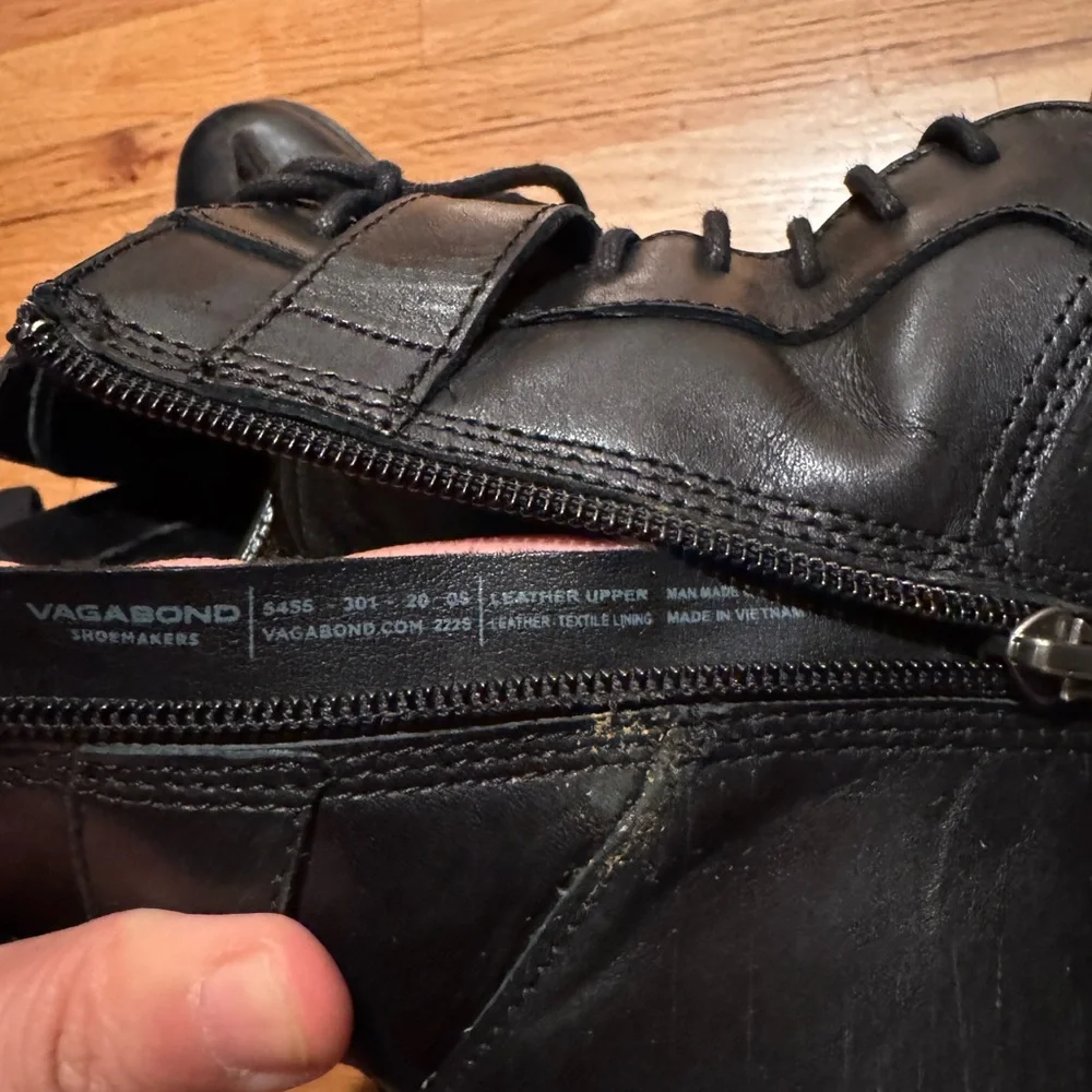 Vagabond Black Leather Ankle Combat Boots - Picture 3 of 7